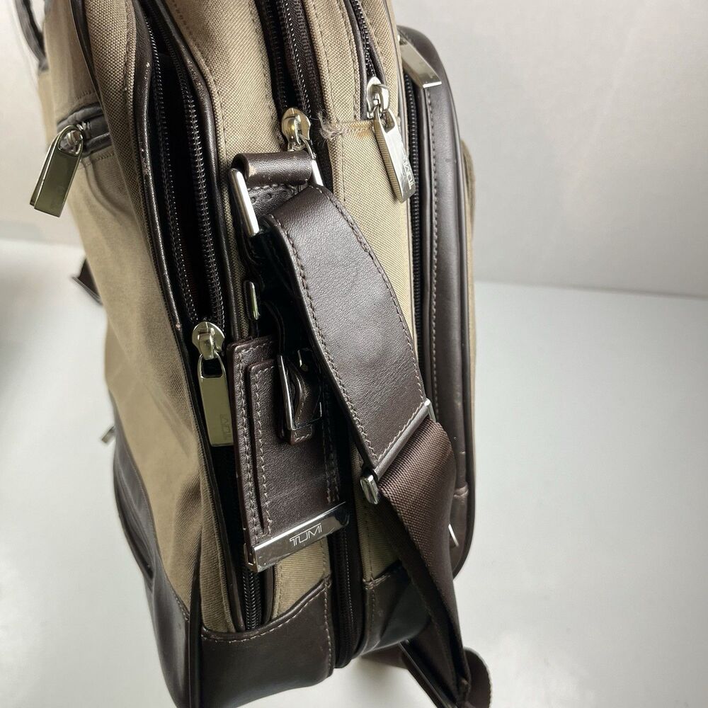 TUMI Achievement 23641MC 2-Way Business Bag Nylon & Brown Leather Tan (Flaws) - Picture 10 of 11